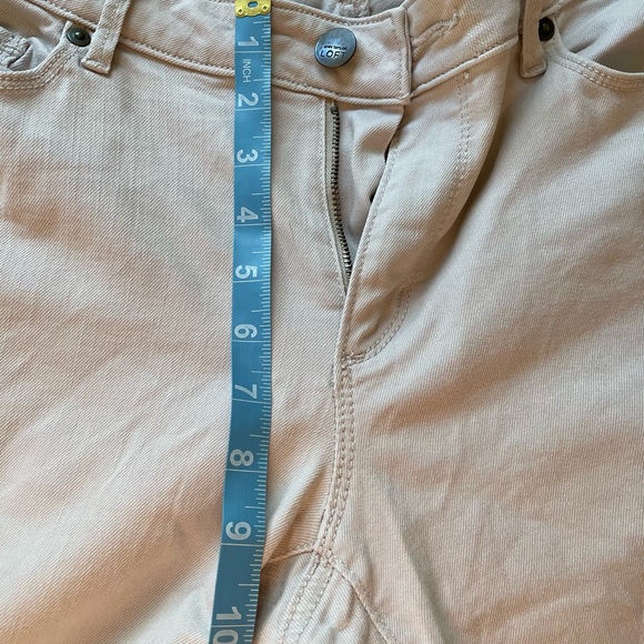 Loft Jeans in Cream - Picture 3 of 4